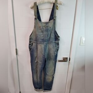 Please go Vintage Patchwork Distressed Overall Size M